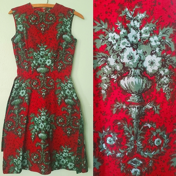 Vintage Dresses & Skirts - Vintage 60s Floral Toile Urn Garden Tapestry Linen Dress in Red & Green Sheath S